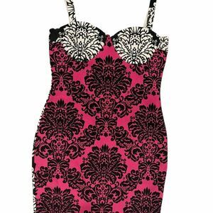 Donna Richardsom mini dress with zipper back